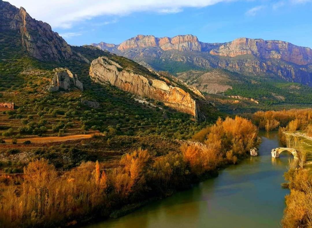 Cal Perico, Tourist And Climbing Apartament Camarasa 外观 照片
