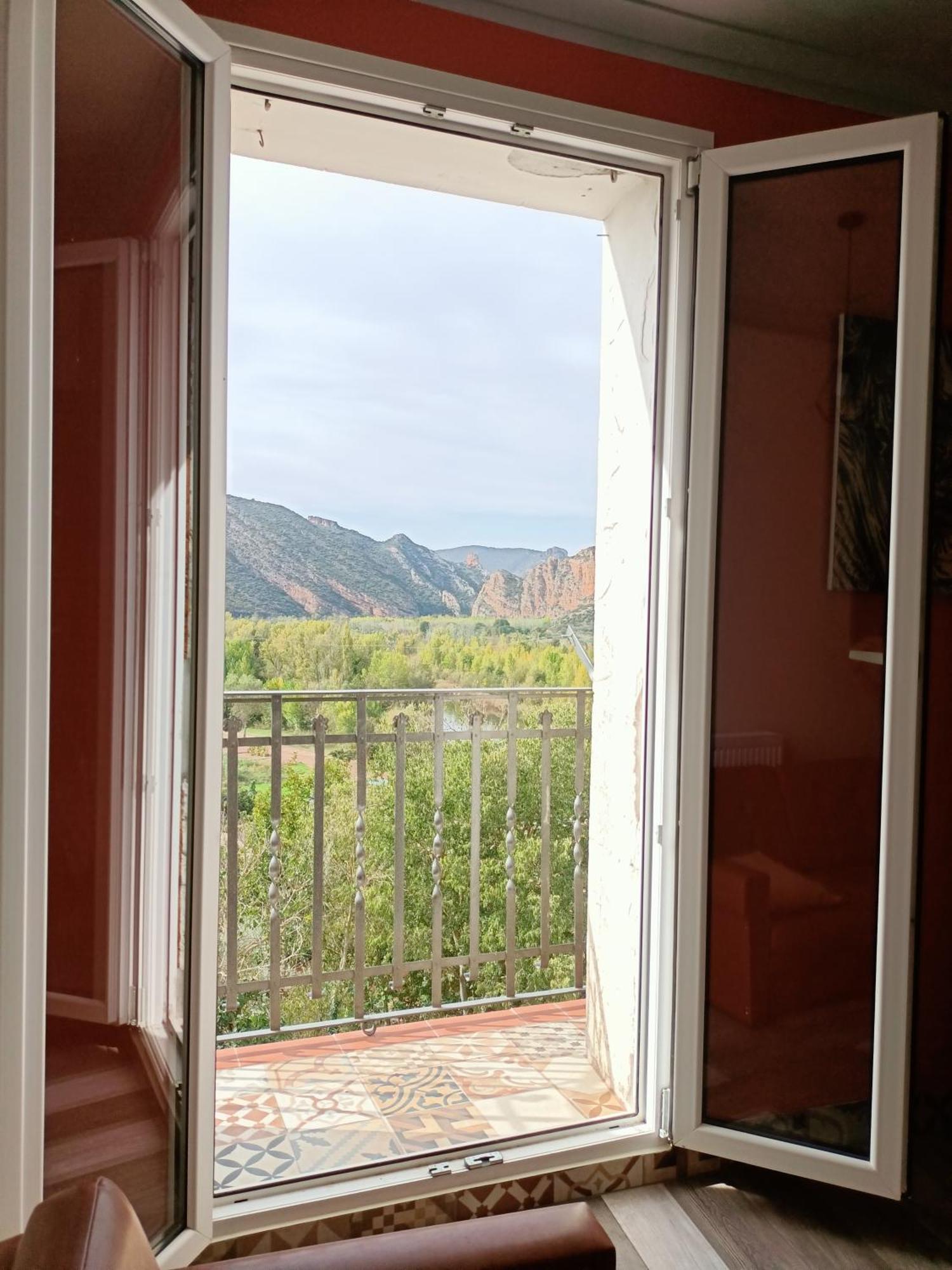 Cal Perico, Tourist And Climbing Apartament Camarasa 外观 照片